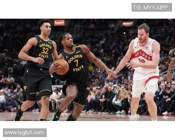 勇士与雷霆激战2月12日争夺季后赛席位的关键对决